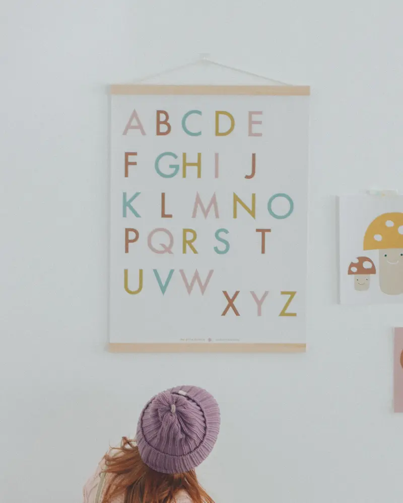 Affiche Ü " L'abécédaire crème "