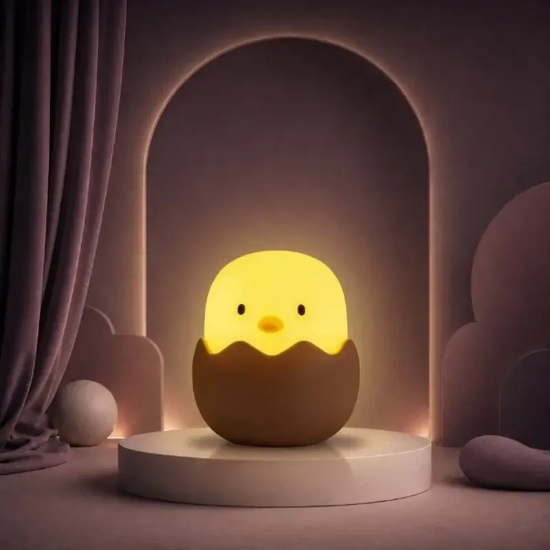 Veilleuse poussin dans son œuf